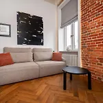 Brick & Art By Bookinghost *