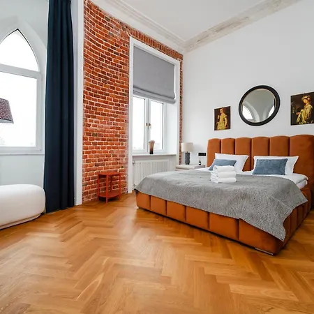 Apartment Brick & Art By Bookinghost Lodz