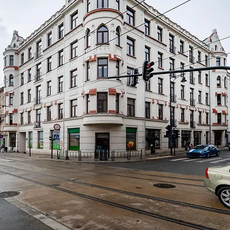 Apartman Brick & Art By Bookinghost *