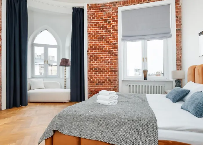 Brick & Art By Bookinghost